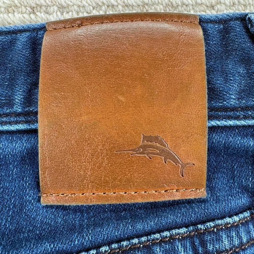 Tommy Bahama Boracay Jeans Mens 42x30 Straight Leg Preppy Island Classic Denim - Picture 11 of 13
